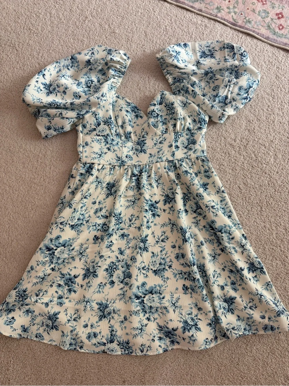 Altar'd State Cream Dress with Blue Floral Print and Puff Sleeves xs NEW